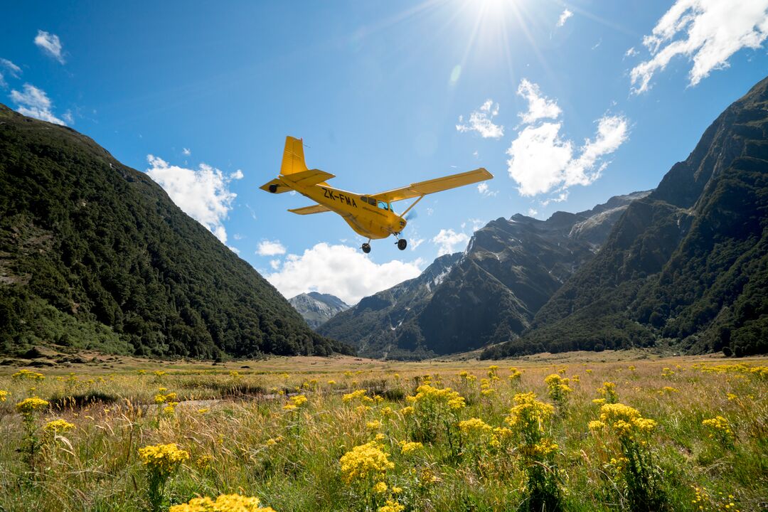 Large_JPG-Wanaka-Siberia-Valley-yellow-plane-EricJohnson